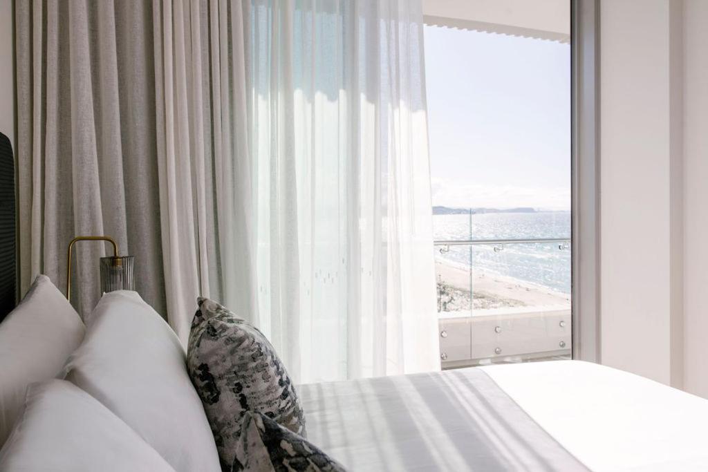Aparthotel Kirra Point