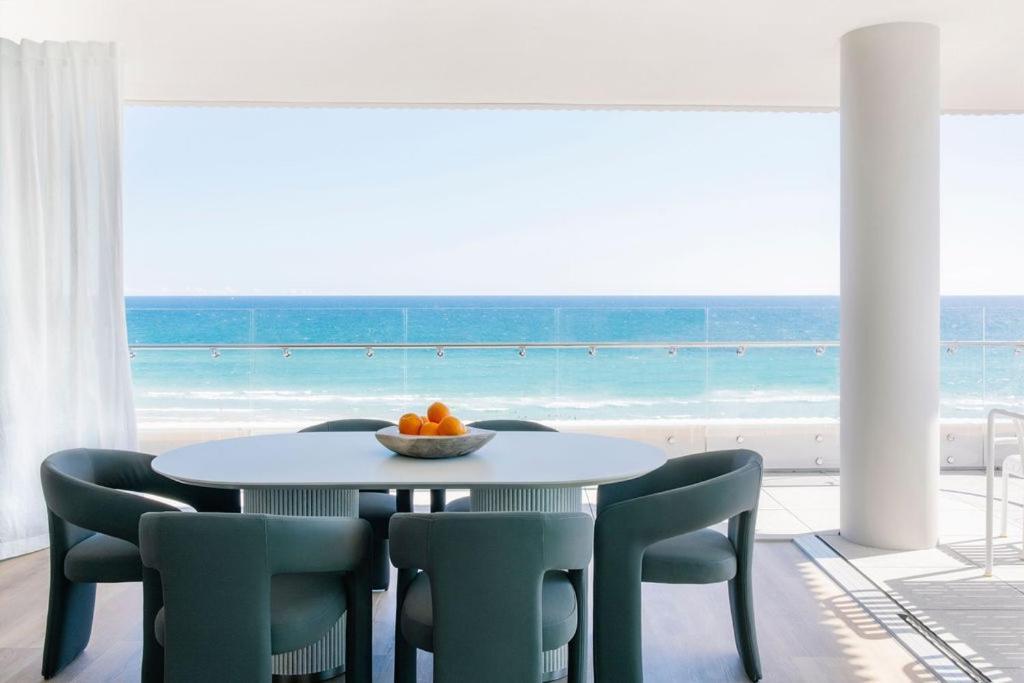 Kirra Point Aparthotel *